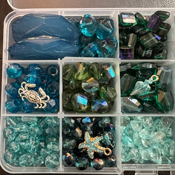 Craft Beads, AQUA MAN - NO WATER, Jewelry Supplies, bulk beads - Picture 4 of 6